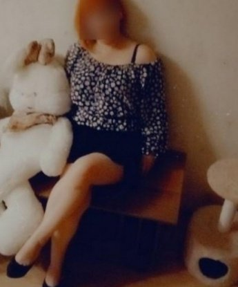 Мой опыт позволяет мне удовлетворить даже самого требовательного мужчину. Я умею создавать атмосферу, которую ты так давно мечтал испытать.
Мои услуги включают классический секс, оральные ласки, массаж, стриптиз и многое другое. Я гарантирую тебе полное удовлетворение и незабываемые моменты, которые будут оставаться в твоей памяти надолго. 🌟
У меня есть отличные отзывы от моих клиентов, которые подчеркивают мою профессиональность и неподдельный интерес к их удовольствию. Ты можешь быть уверен в моей конфиденциальности и дискретности.
У меня есть фото, которые подтверждают мою красоту и сексуальность. Ты оценишь мои изысканные формы и нежную кожу.
Жду тебя в Москве, чтобы окунуться в мир наслаждения и безудержной страсти. Сделай шаг к моему ослепительному взгляду и ты узнаешь, что такое настоящий уровень наслаждения. Позвони мне прямо сейчас! 💋 9237, 38 лет